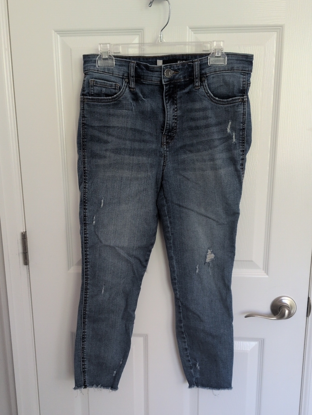 Kut From The Kloth Connie High Rise Fab Ab Distressed Crop - 8